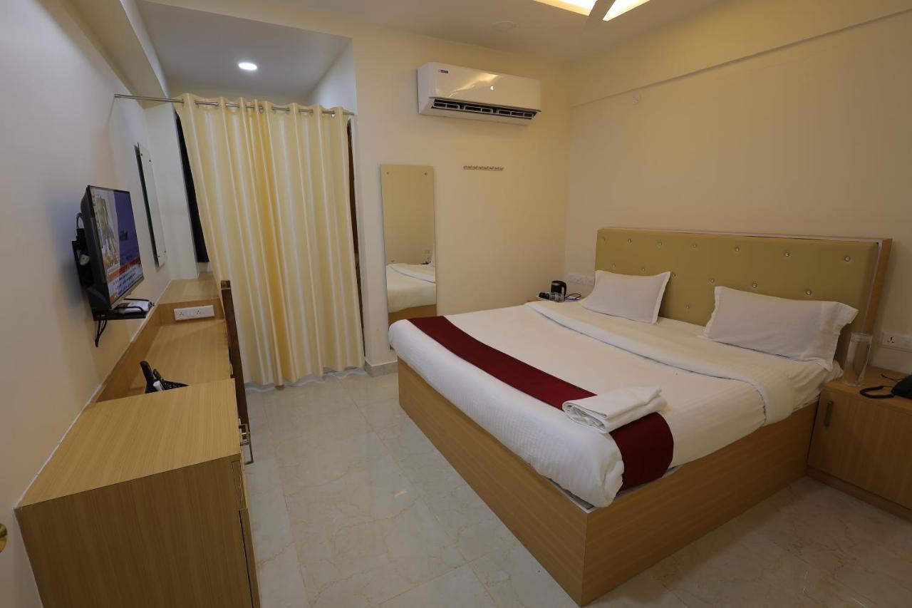 Hotel Rajam Selva Sirkazhi Exteriér fotografie